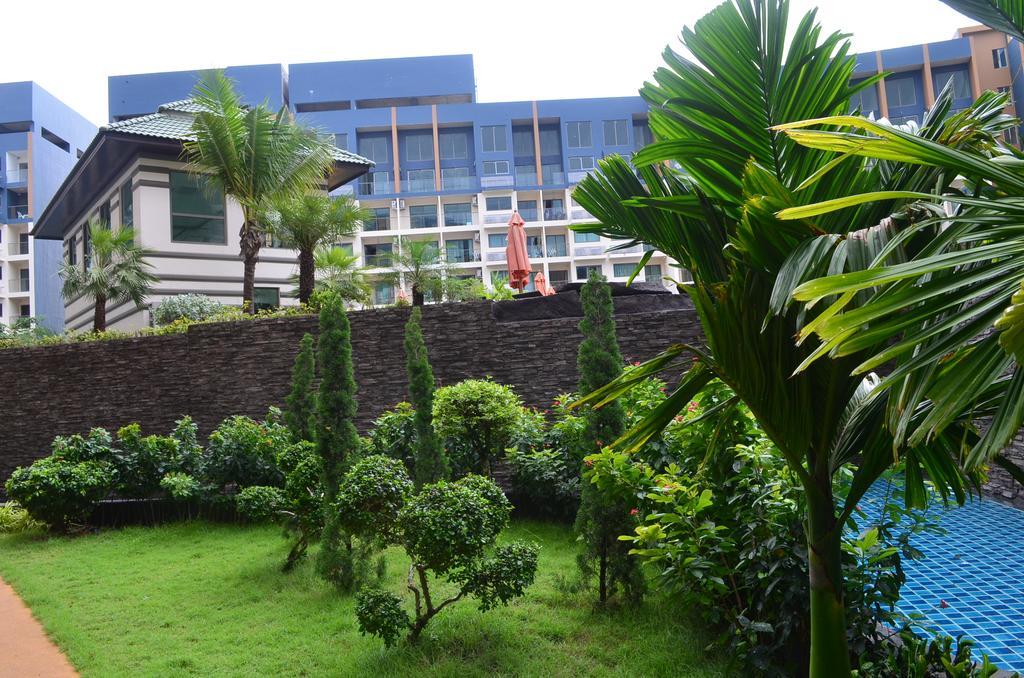 Laguna Beach Resort 2 Pantai Jomtien Bagian luar foto